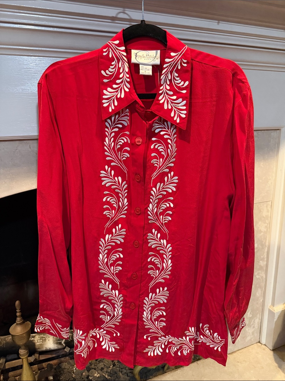 Diane Von Furstenberg Red Button-Down Shirt with White Embroidery 100% Silk